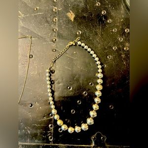 Ann Taylor gold ball necklace perfect details set it apart. Day or night!